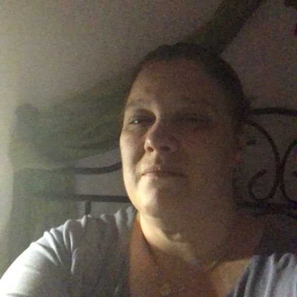 Meet your Posher, Carrie - Picture 1 of 1